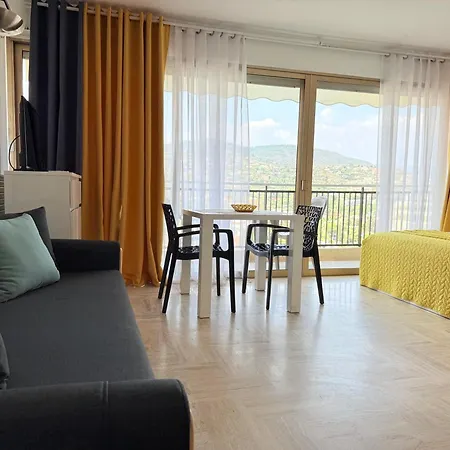 My Resid Marina Vue La Colline Des Mimosas Апартаменты